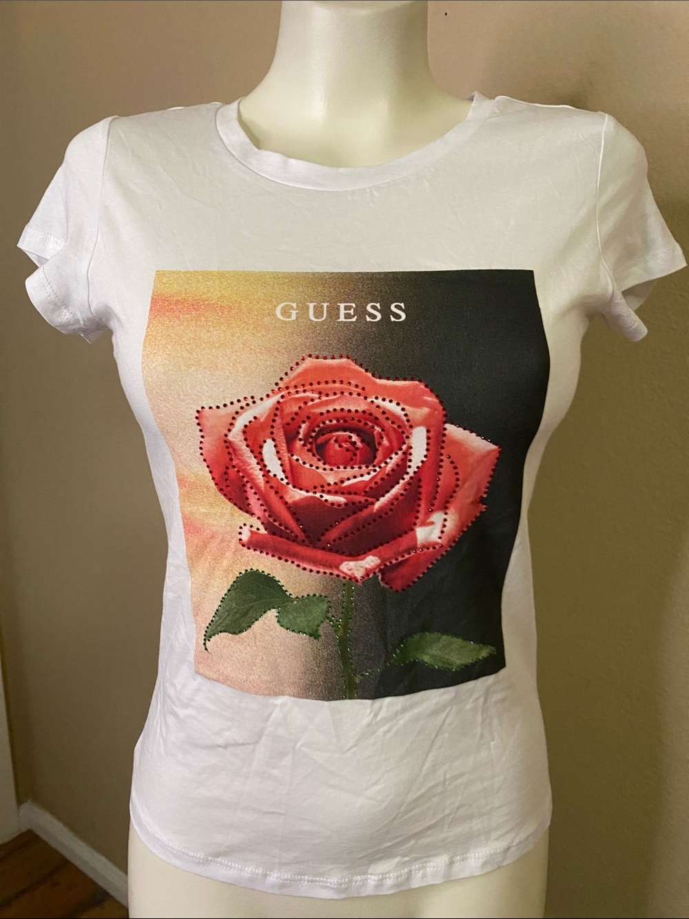Guess white cotton tee with rhinestone rose front logo graphics S